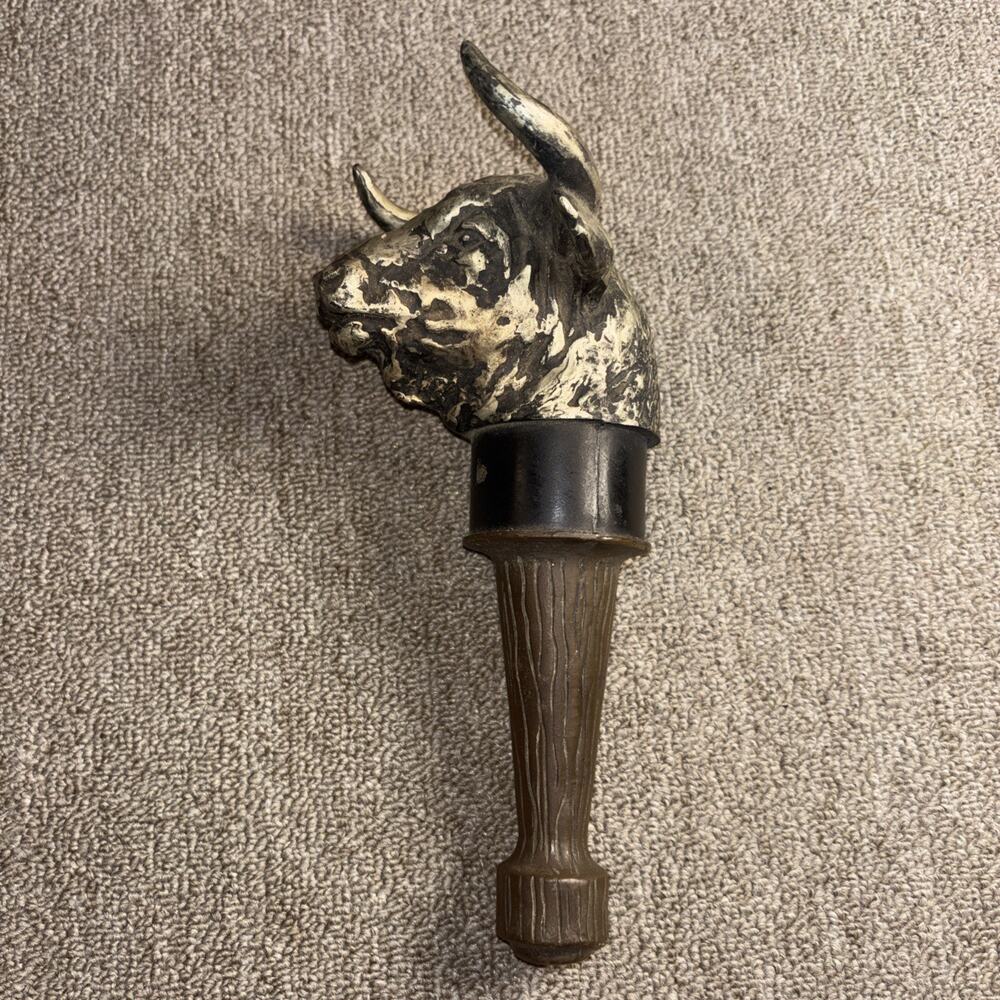 Vintage 1978 Schlitz Malt Liquor Bull Head Beer Tap Handle Figural Bar Pull
